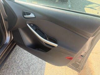 2012 Ford Focus Image 15