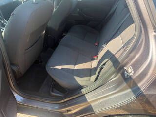 2012 Ford Focus Image 18