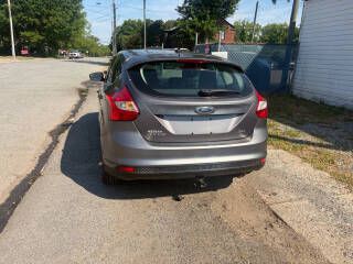 2012 Ford Focus Image 24