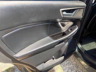 2015 Ford Edge Image 15
