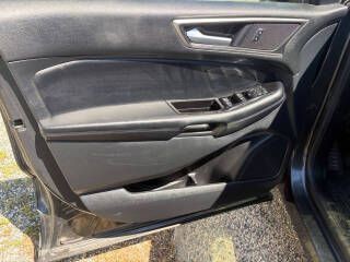 2015 Ford Edge Image 17