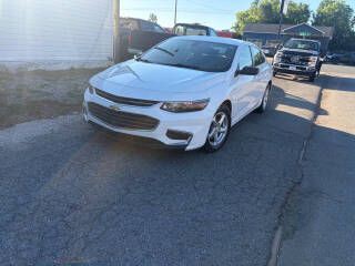 2016 Chevrolet Malibu Image 8