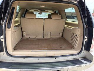 2007 GMC Yukon Image 6
