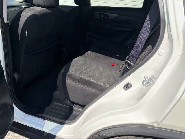2016 Nissan Rogue Image 15