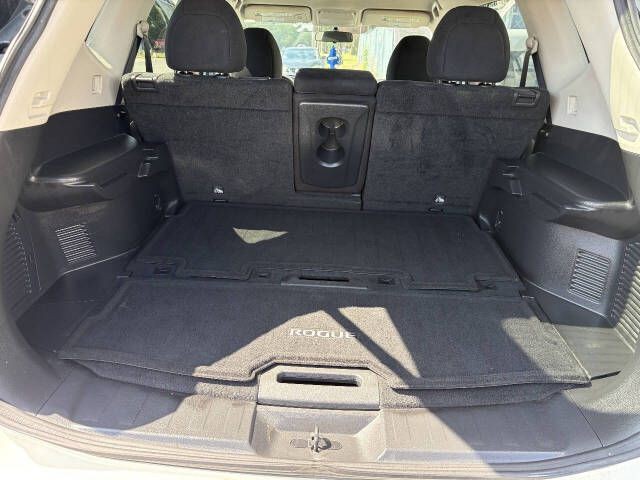 2016 Nissan Rogue Image 21