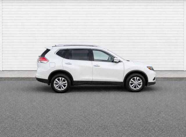 2016 Nissan Rogue Image 27