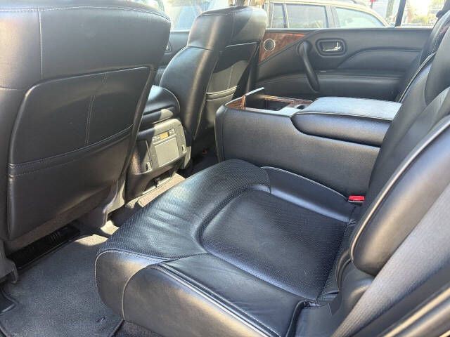 2018 INFINITI QX80 Image 9