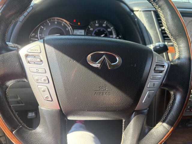 2018 INFINITI QX80 Image 12