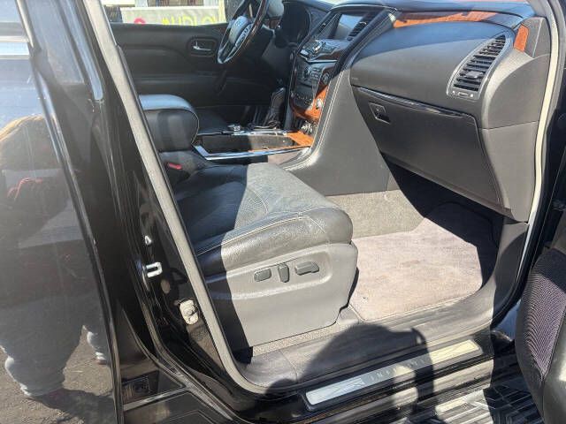 2018 INFINITI QX80 Image 25