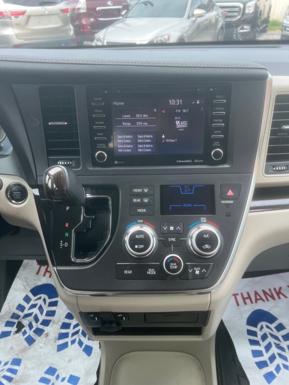 2019 Toyota Sienna Image 27