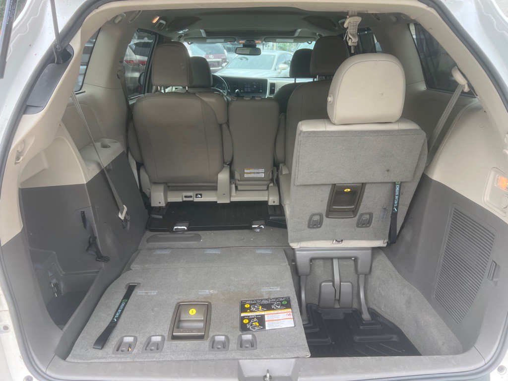 2019 Toyota Sienna Image 31