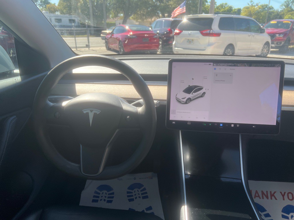 2021 Tesla Model Y Image 12