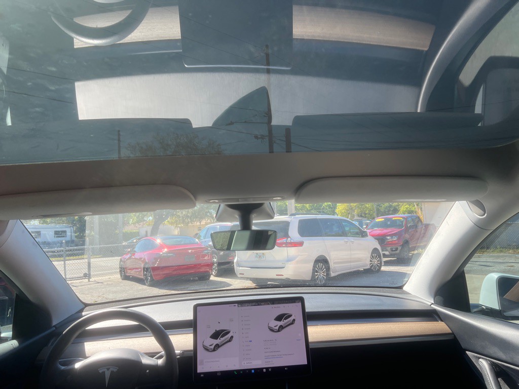 2021 Tesla Model Y Image 14