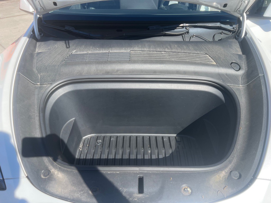2021 Tesla Model Y Image 26