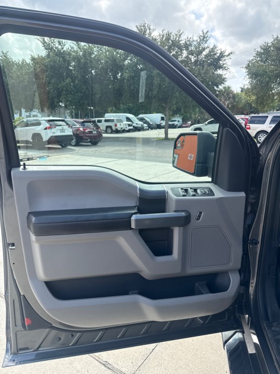 2017 Ford F-150 Image 18