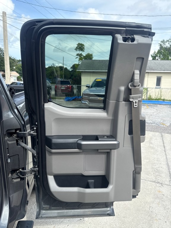 2017 Ford F-150 Image 21