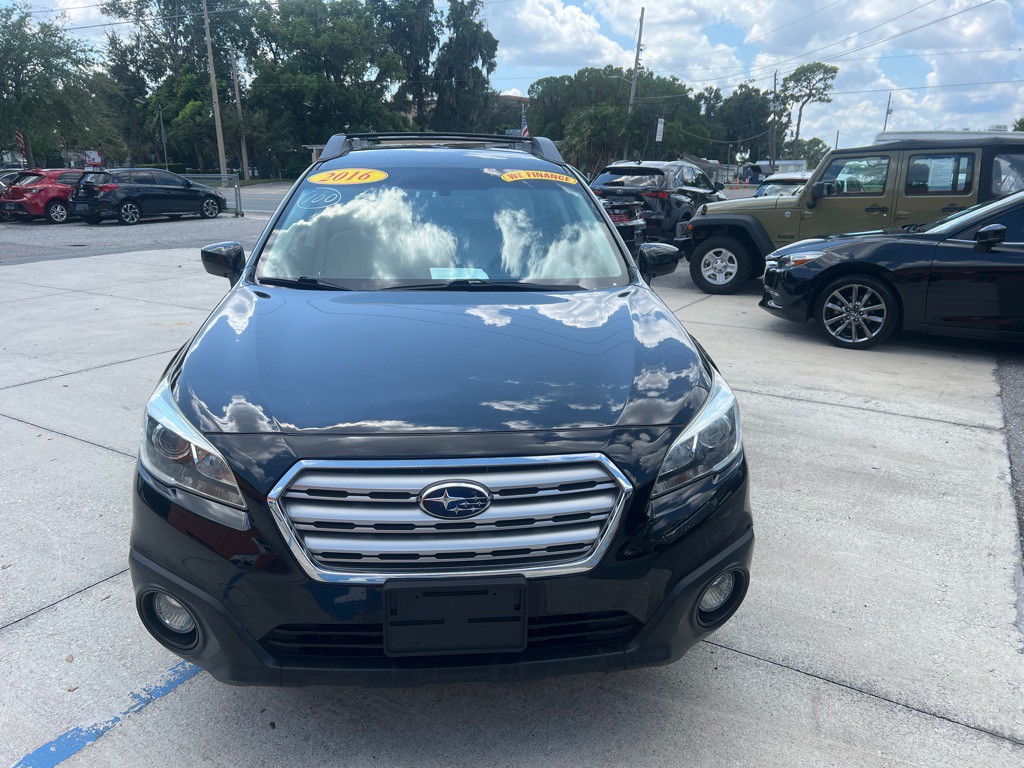 2016 Subaru Outback Image 2