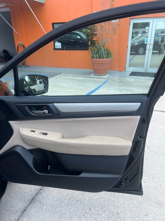 2016 Subaru Outback Image 6