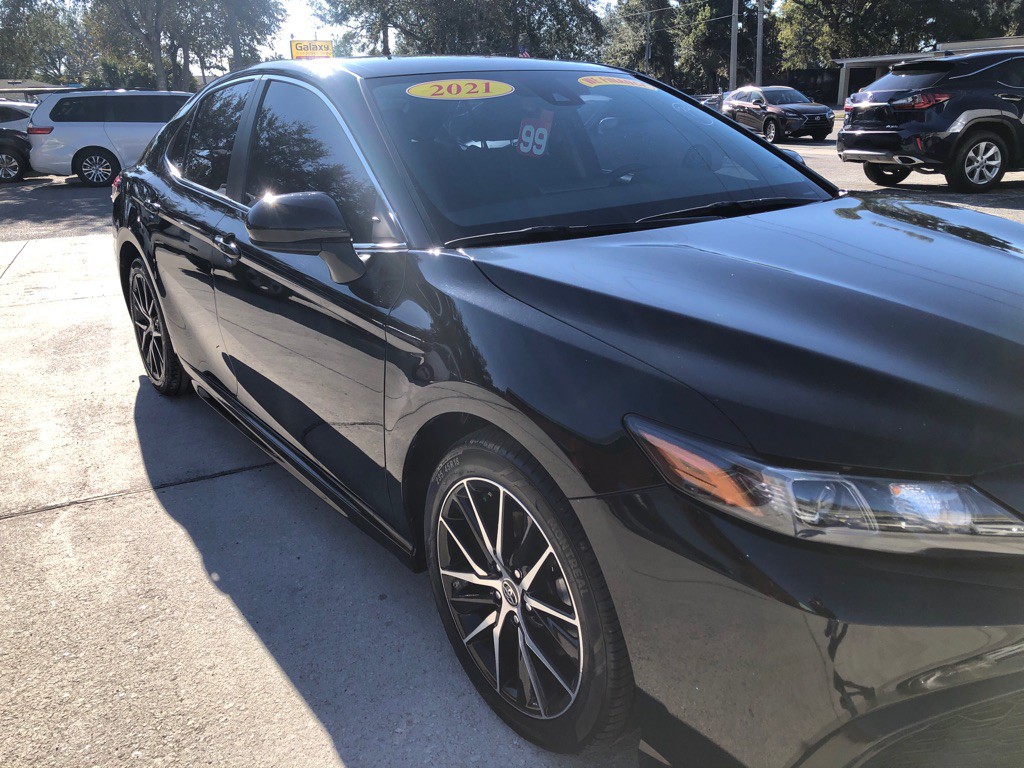 2021 Toyota Camry Image 16
