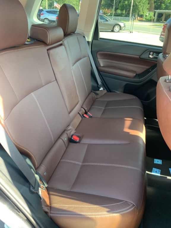 2018 Subaru Forester Image 9