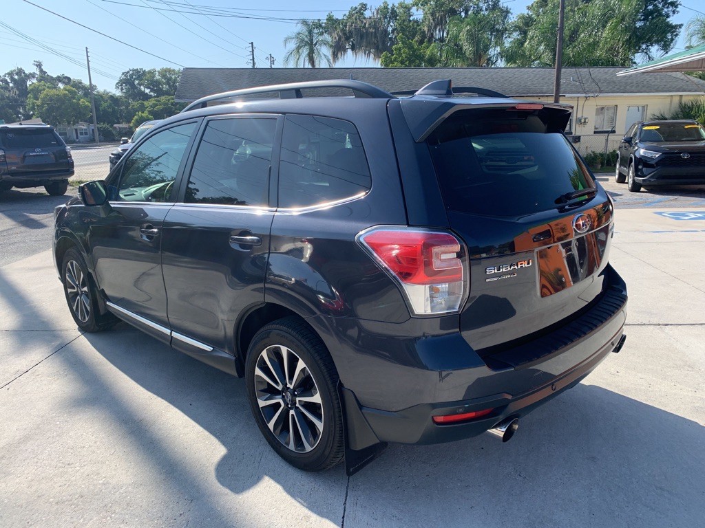 2018 Subaru Forester Image 17