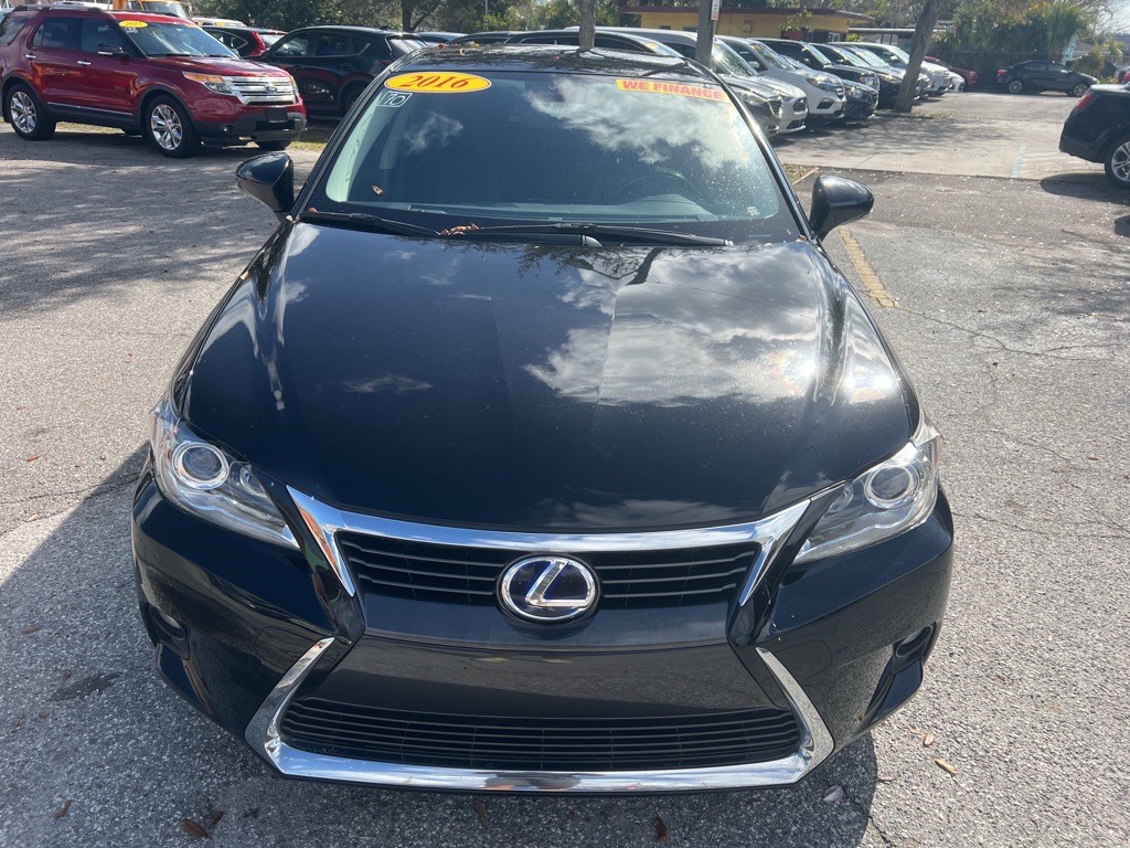 2016 Lexus CT Image 2