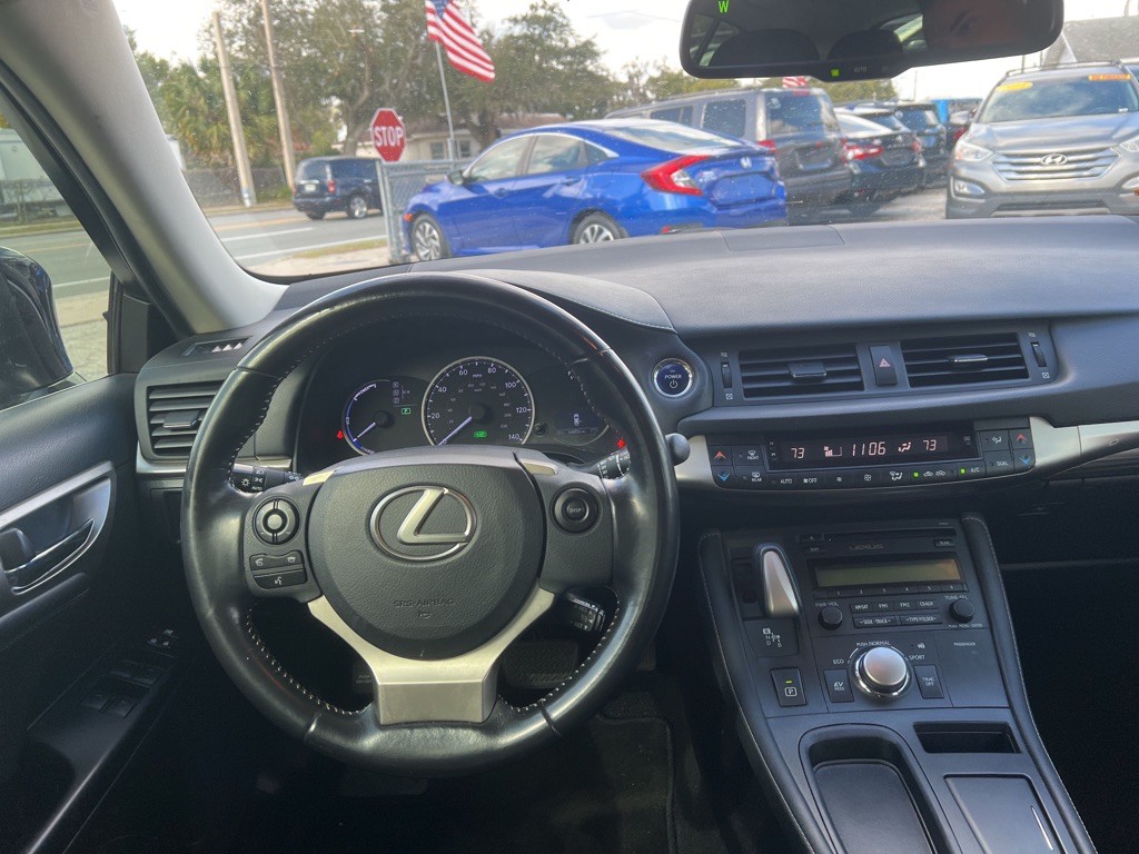 2016 Lexus CT Image 12