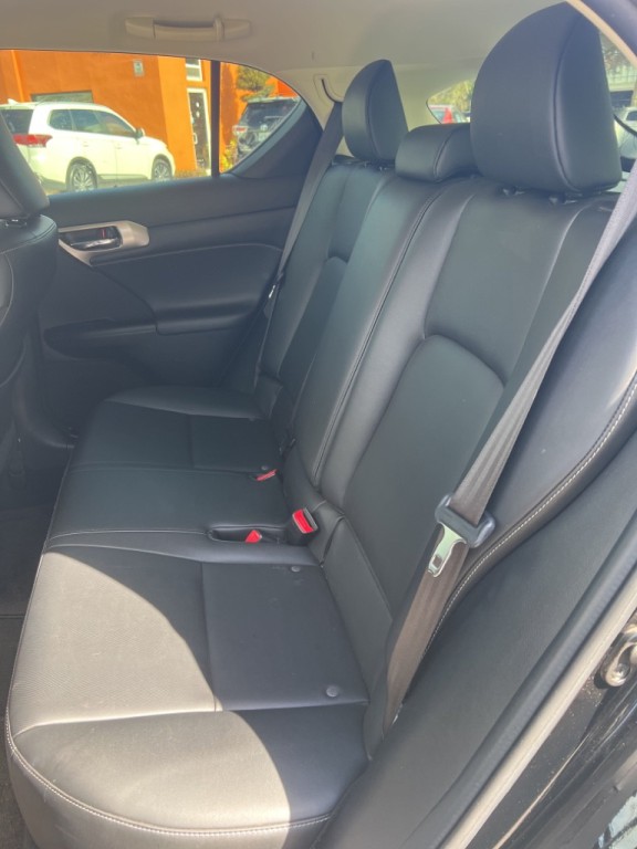 2016 Lexus CT Image 23