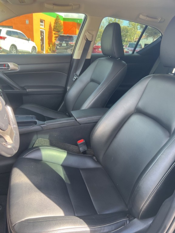 2016 Lexus CT Image 25