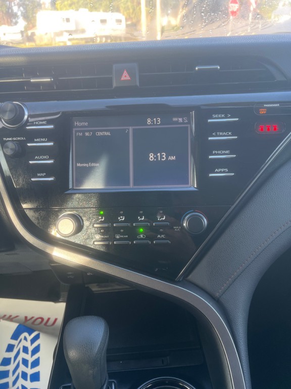 2019 Toyota Camry Image 13