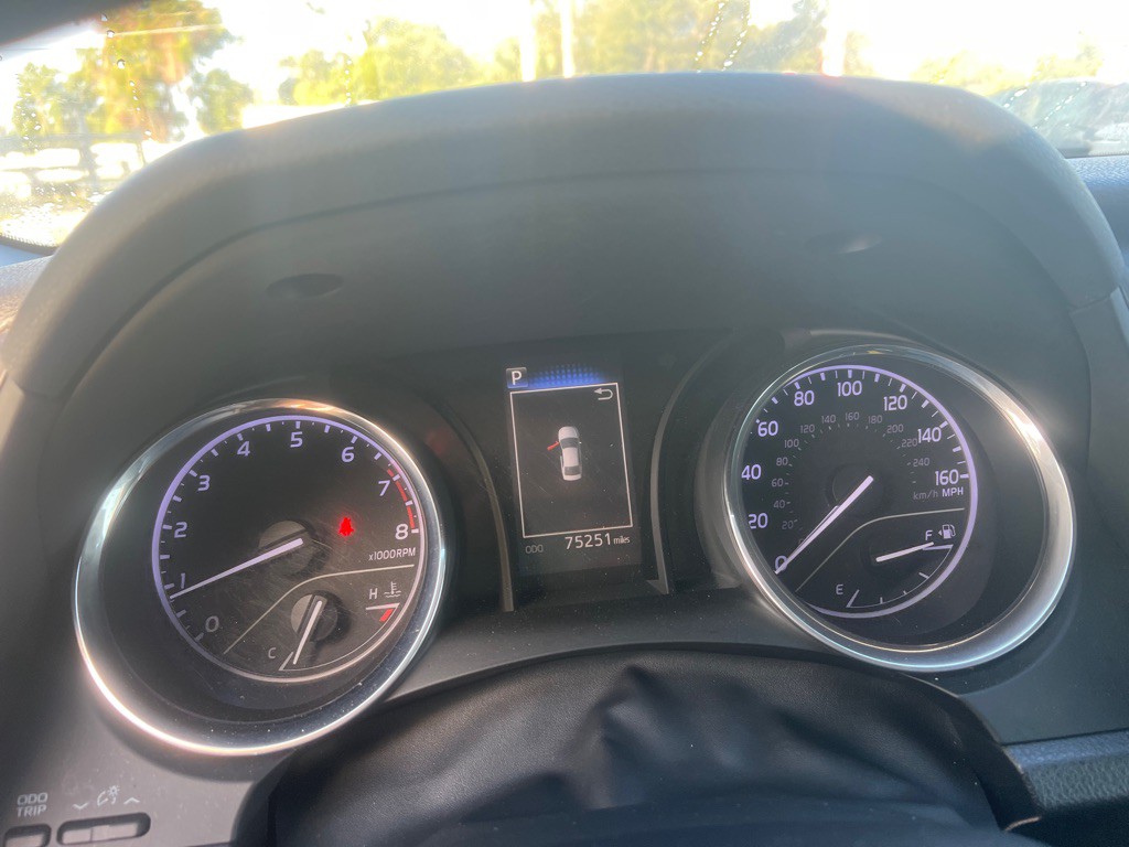 2019 Toyota Camry Image 23