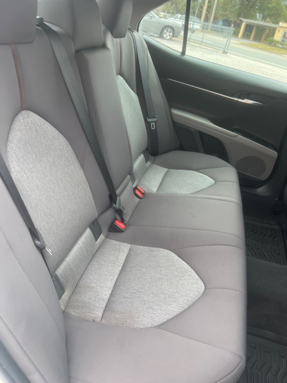 2019 Toyota Camry Image 35