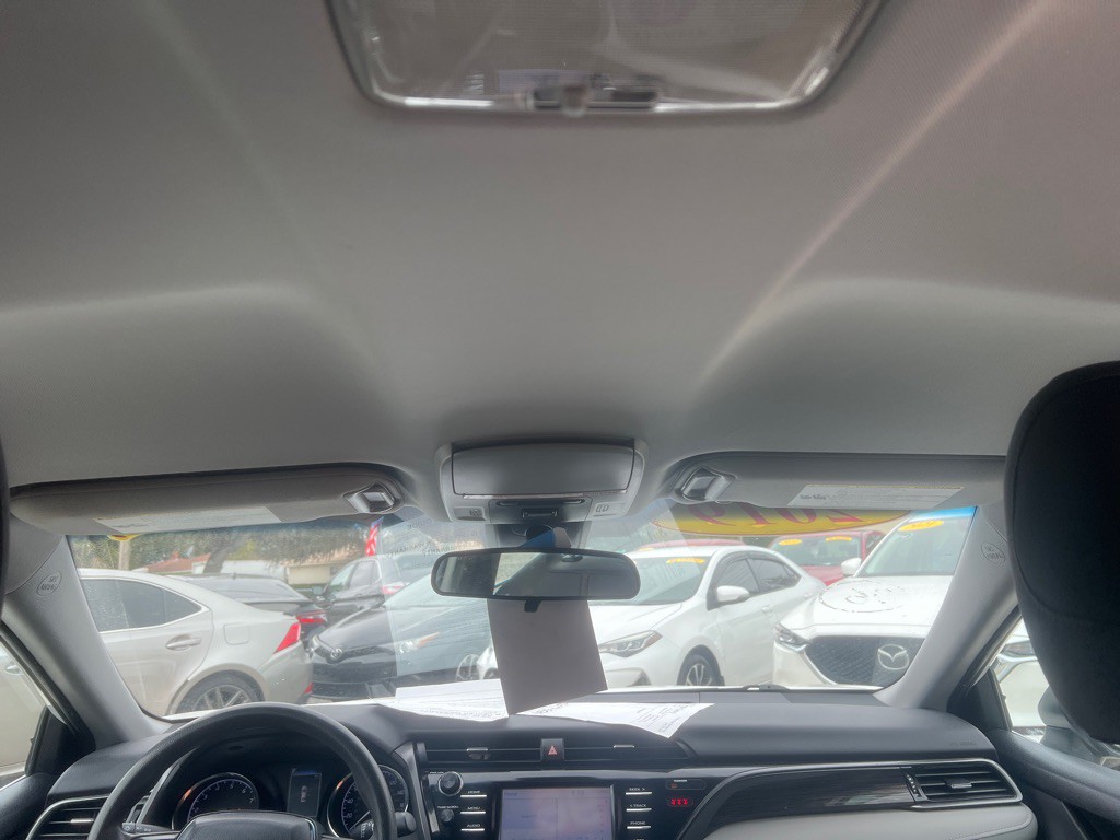 2019 Toyota Camry Image 39