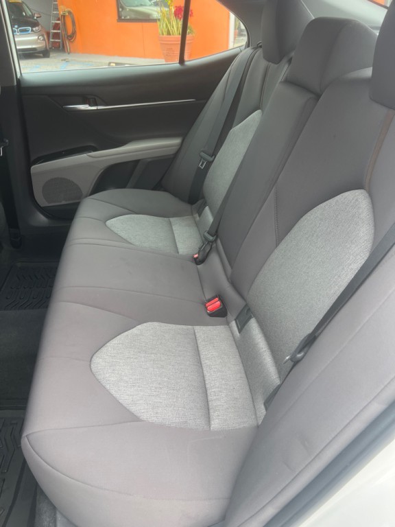 2019 Toyota Camry Image 45