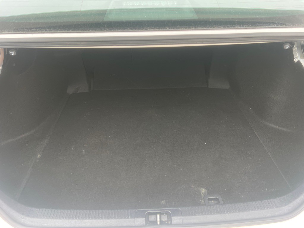 2019 Toyota Camry Image 49