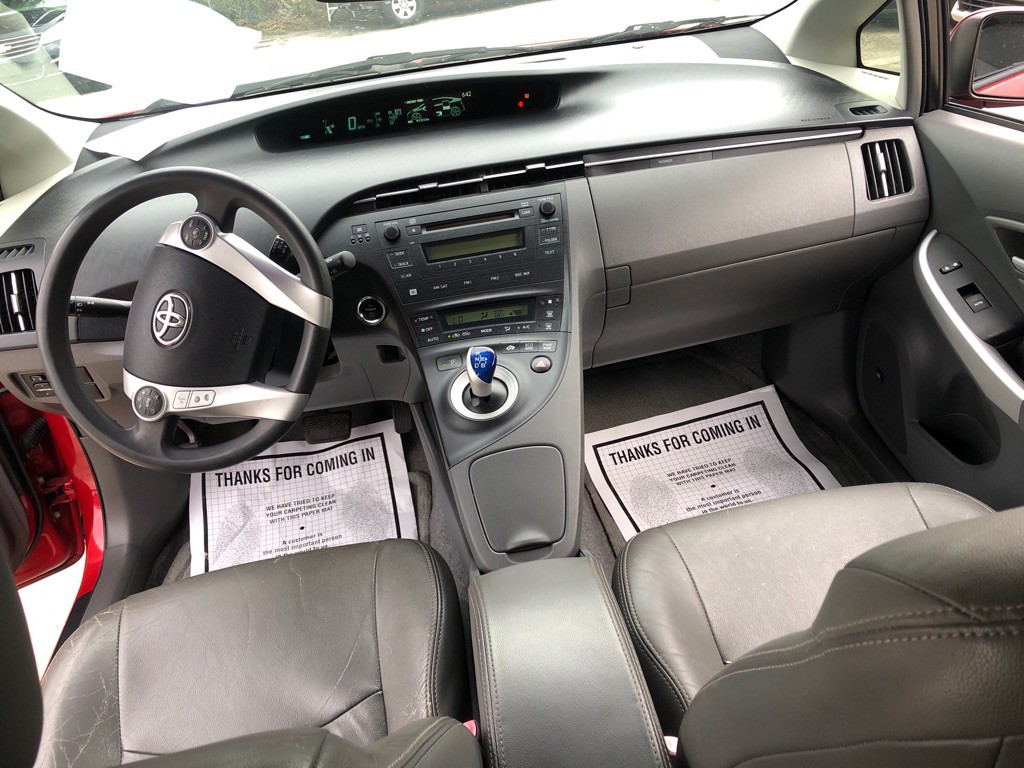 2010 Toyota Prius Image 10