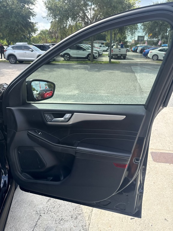 2021 Ford Escape Image 6