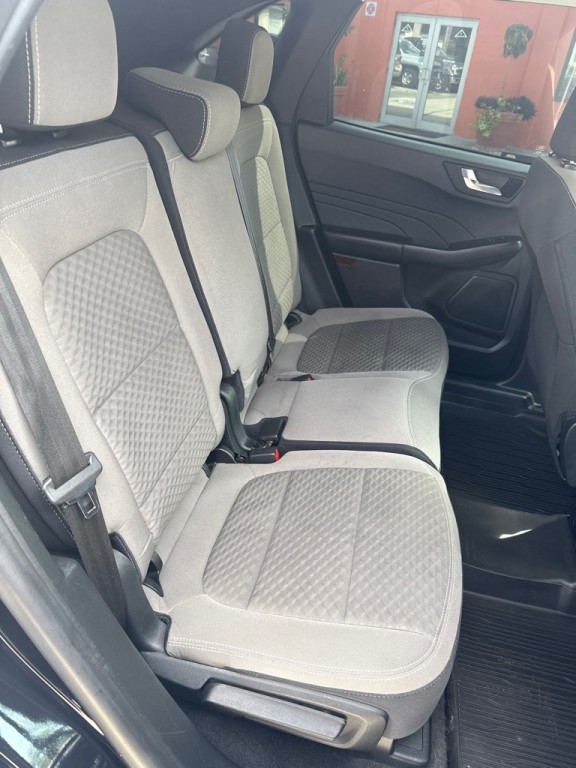 2021 Ford Escape Image 10