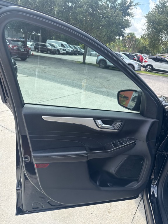 2021 Ford Escape Image 22