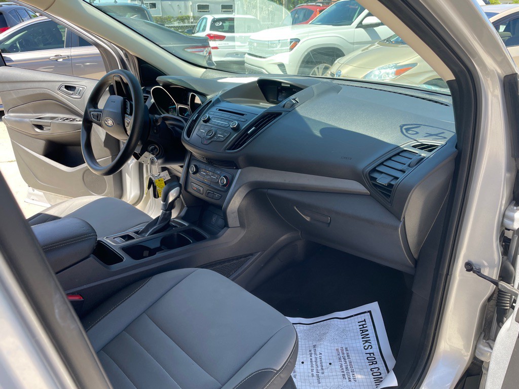 2017 Ford Escape Image 10