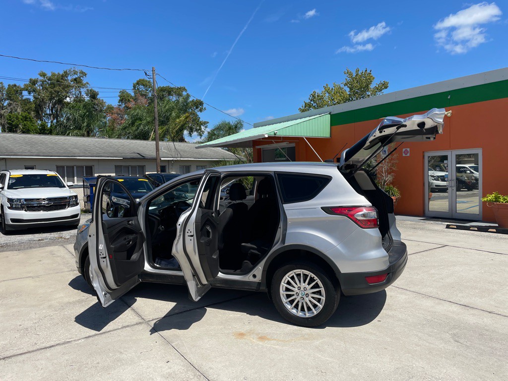 2017 Ford Escape Image 16