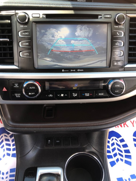 2018 Toyota Highlander Image 15