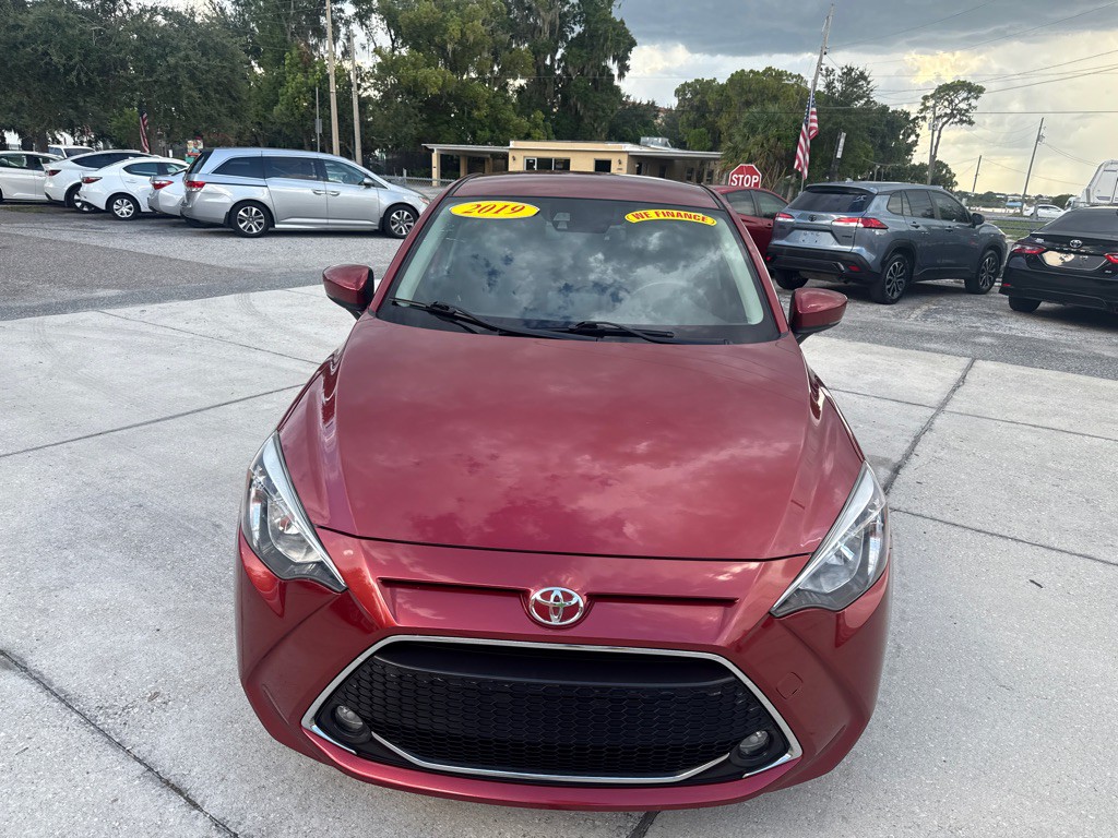 2019 Toyota Yaris Image 2