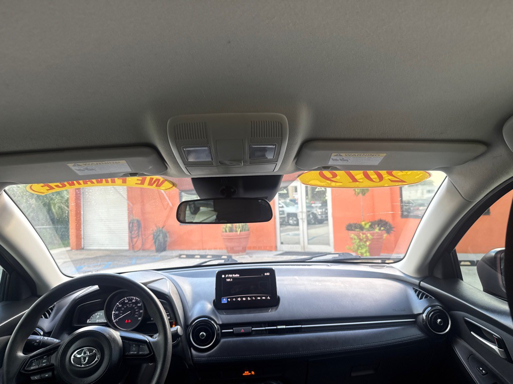 2019 Toyota Yaris Image 13