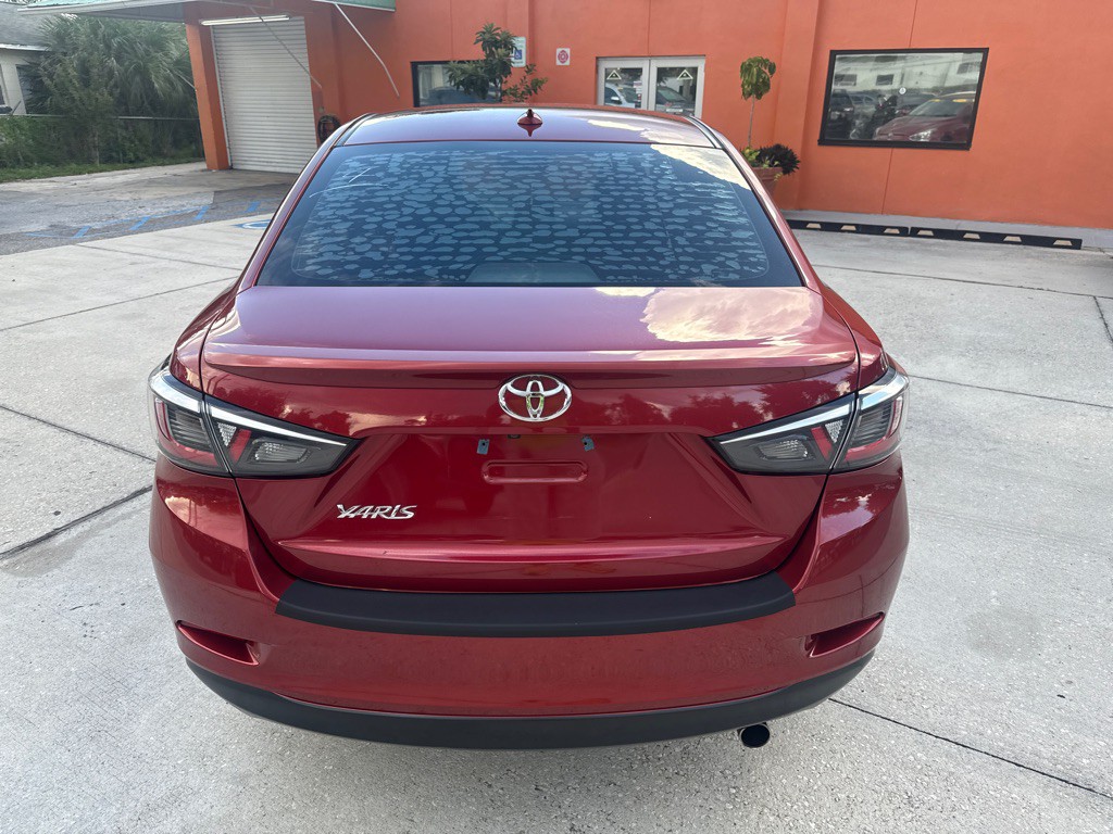 2019 Toyota Yaris Image 15