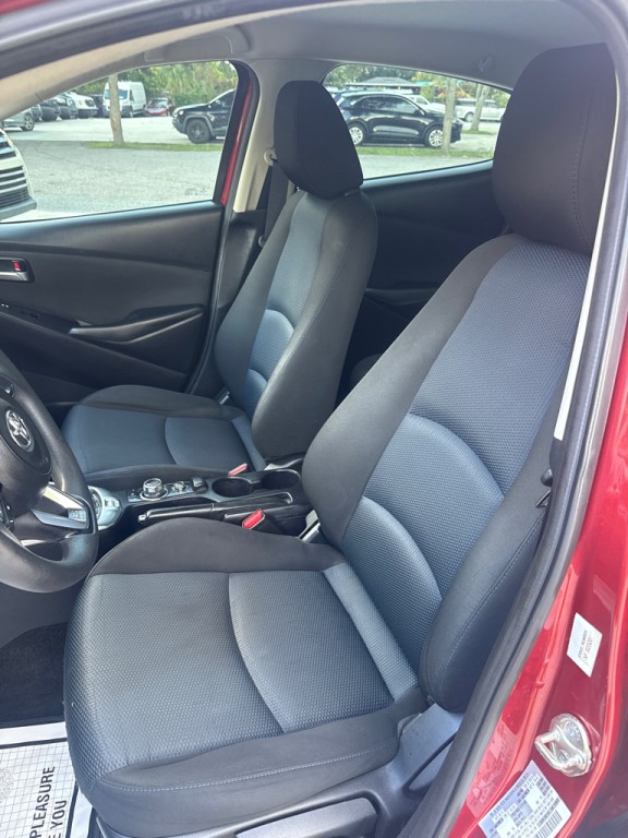 2019 Toyota Yaris Image 21