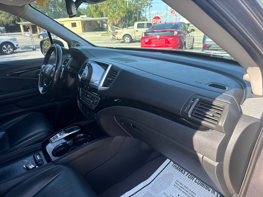 2016 Honda Pilot Image 8