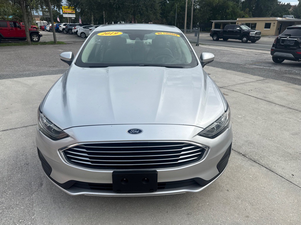 2019 Ford Fusion Image 2