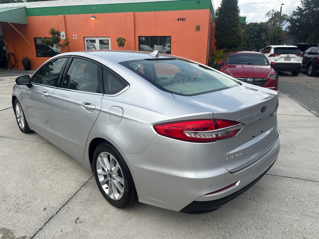 2019 Ford Fusion Image 19