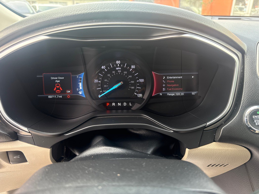 2019 Ford Fusion Image 25